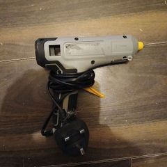 hot glue gun