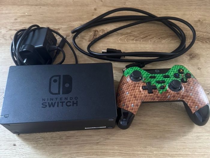 Nintendo Switch 32GB + 512GB Micro SD