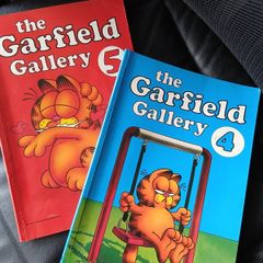 Vintage The Garfield Gallery 4 and The Garfield Gallery 5 paperbacks by Jim Davis.