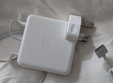 Apple 85W MagSafe 2 Charger  (Model A1424)