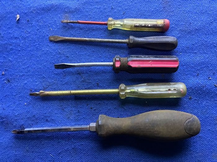 6 screwdrivers including vintage 10 inch German screwdriver