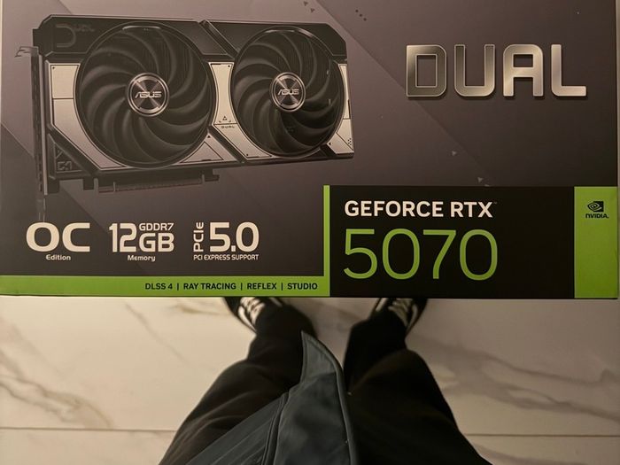 ASUS Dual GeForce RTX 5070 OC 12GB  Unused, Boxed