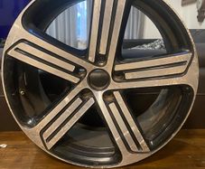 Mk7 golf r 19" Cadiz alloy