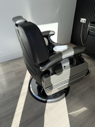 barber chair