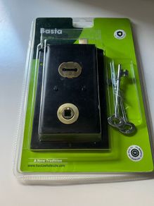 New door lock
