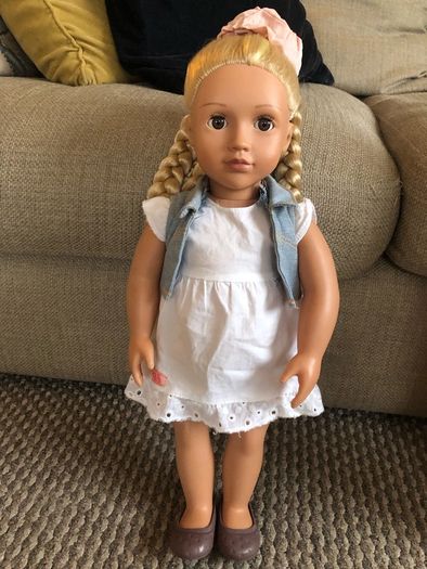 Huge Our Generation Doll Bundle, 2 Dolls, Bed, Salon Chair, Clothes & Accessories
