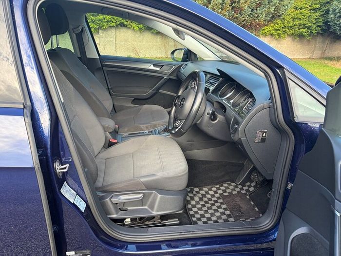 Volkswagen Golf 2017, Tsi 5 Dr 76,000 Km