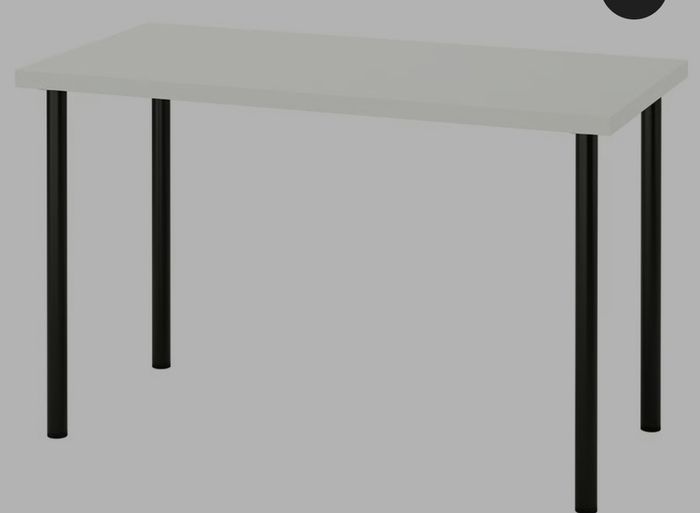 Desk.