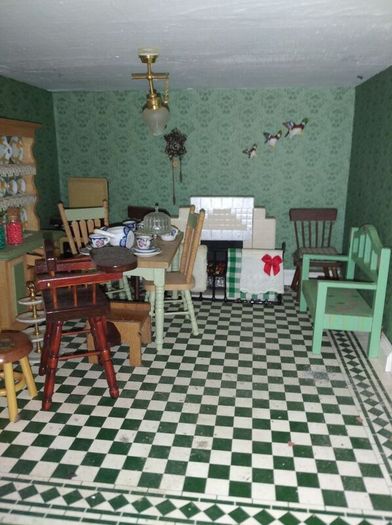 Doll house