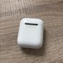 Apple airpods Image 3