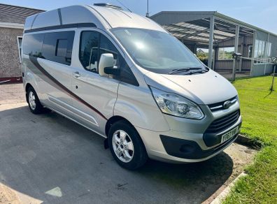 campervan Ford transit custom