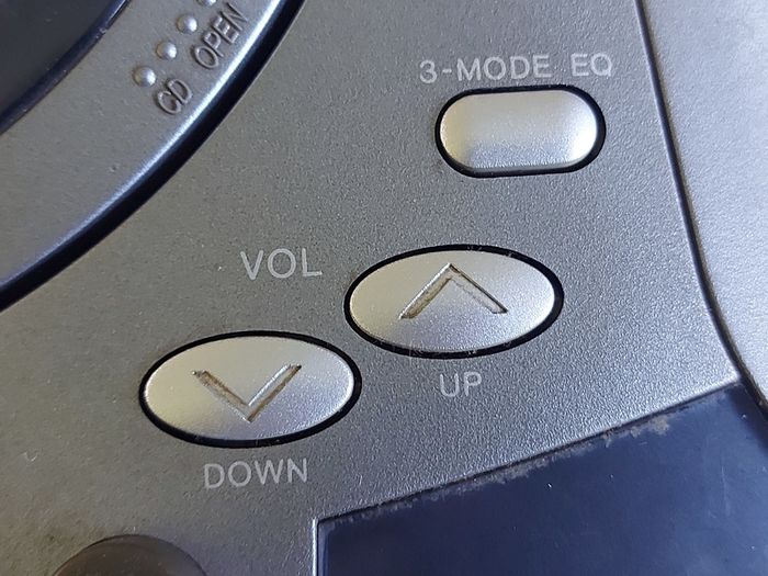 AIWA Compact Disc Stereo Radio Cassette Recorder, Model CSD-TD34K, Only Radio works, also portable, i.e. Takes Battery