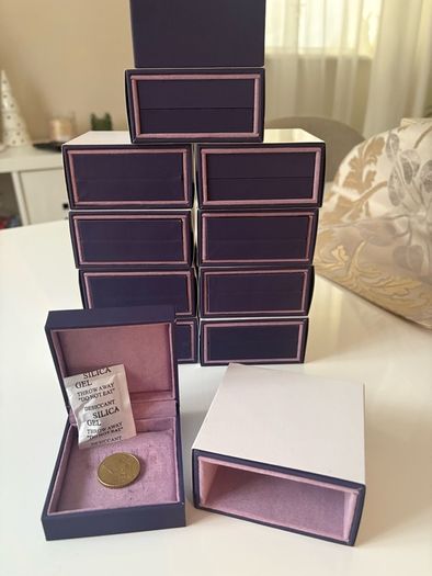 Fine Jewellery Boxes coins ,medals fit 2oz coin- padded  Purple | Luxury Velvet Jewellery Packaging Set | Ring, Double-Ring, Earrings, Necklace