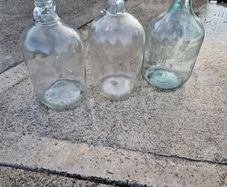 3 Demijons