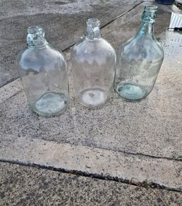 3 Demijons