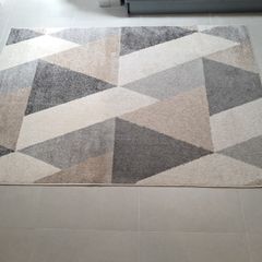 Geometric rug
