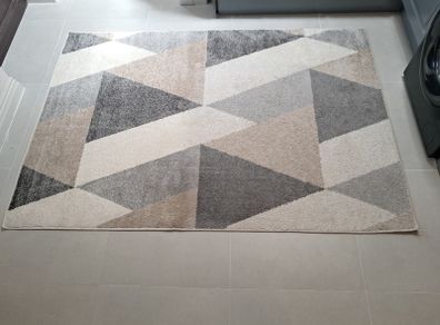 Geometric rug