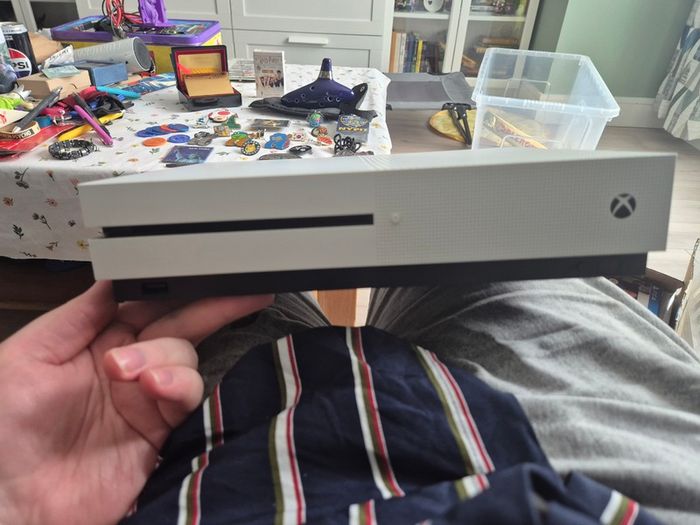 Xbox One S