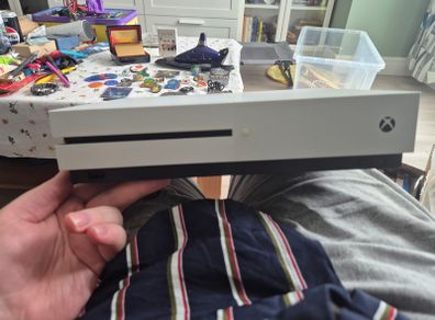 Xbox One S