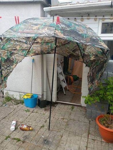 fishing shelter
