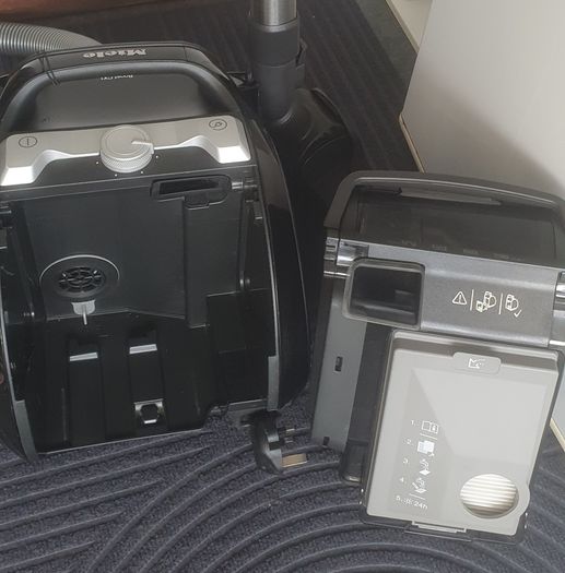 MIELE Boost CX1 Cat & Dog Bagless Cylinder Vacuum Cleaner