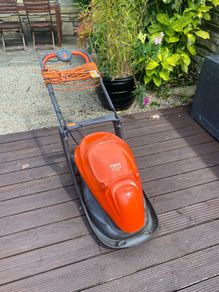 Flymo Easi Glide 330