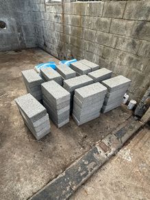 4inch concrete blocks for sale (approx 50)