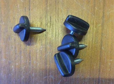 Fusebox Cover Screw (Alfa Romeo 156)