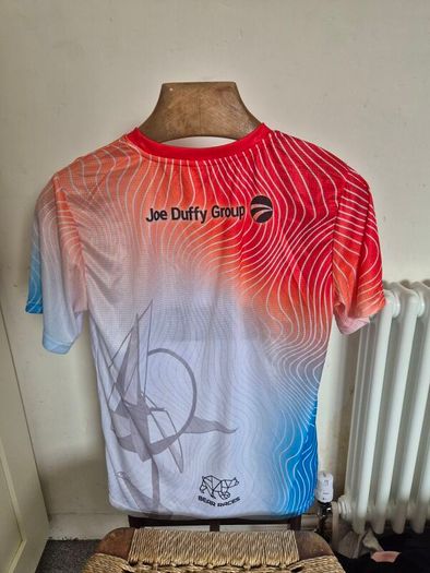 Joe Duffy Half Marathon Top. Unused.