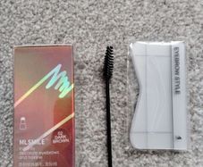 New.make up.Eyebrows stensil kit
