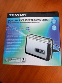 2 wireless optical mouses & portable cassette converter