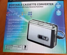 2 wireless optical mouses & portable cassette converter