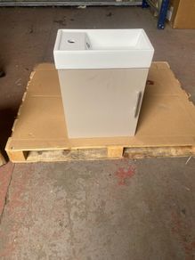 bathroom vanity