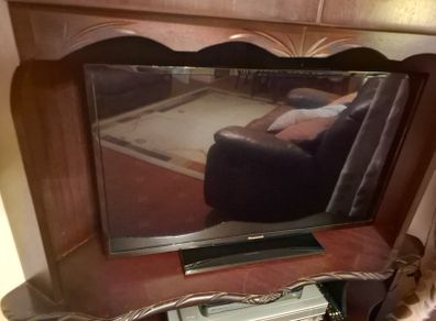 32 Inch Panasonic TV with Remote