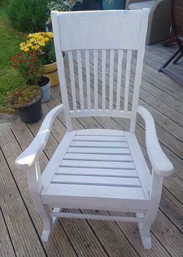 Rocking chair