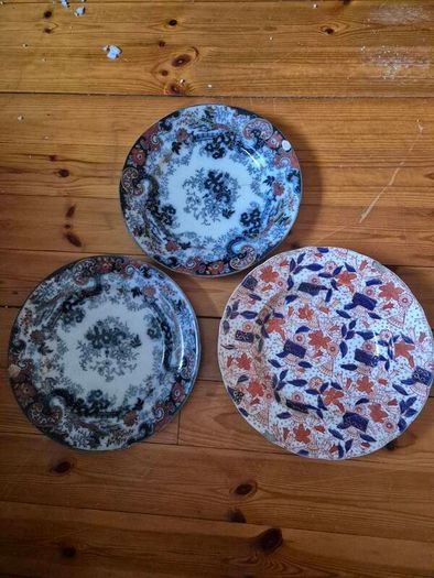 3 x old antique plates