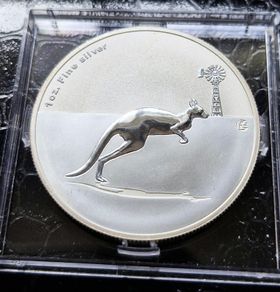 Australia 2013 1 Dollar Kangaroo in Outback - F15 Privy 1oz Silver  Proof coin