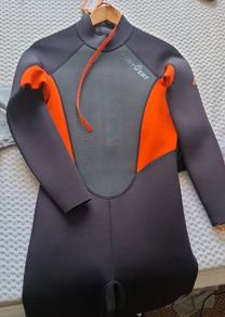 Men's wetsuit size M