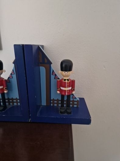 bookends