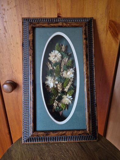 Vintage Irish Meadow and Oats Display