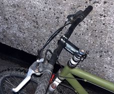 Long tail cargo bicycle