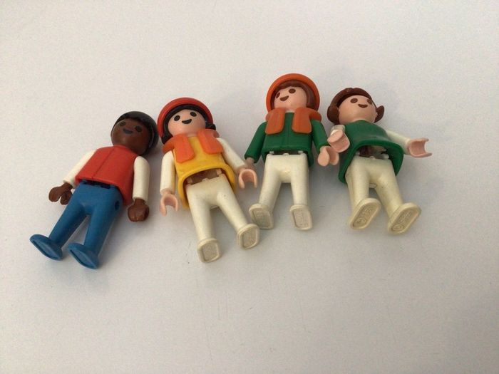 4 Vintage 1980s Smaller than average  Playmobil Figures