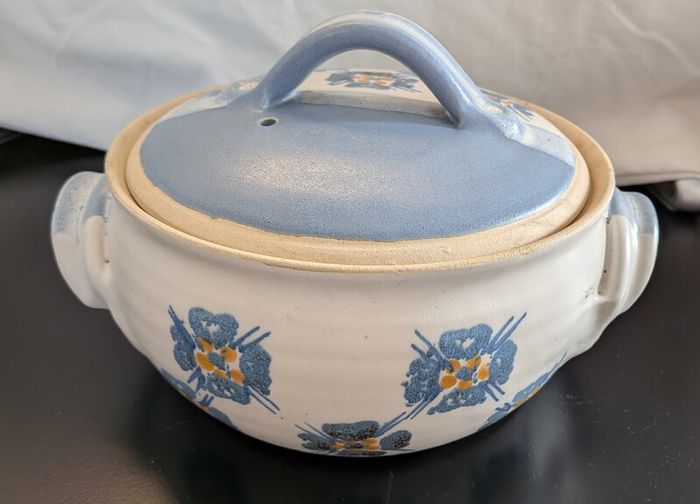 Suzanne May Pottery Casserole Dish Irish Studio Pottery Dublin Lidded