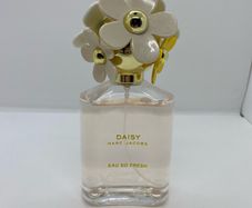 Marc Jacobs Daisy Eau So Fresh Eau De Toilette 125ml