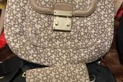 Dkny Bag cross body + wallet