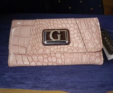 New Guess Clutch