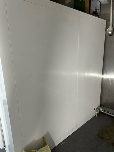 Walk in fridge