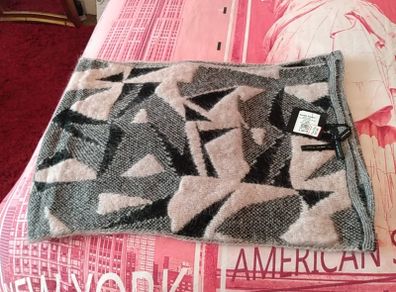 Sarah Pacini Scarf Brand New