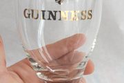 Guinness glass ,,see pictures for condition ,little bubble one spot from markers flaw over harp ,see pictures for condition,buyer collects or pays postage thank you,take as is,see pictures for condition.