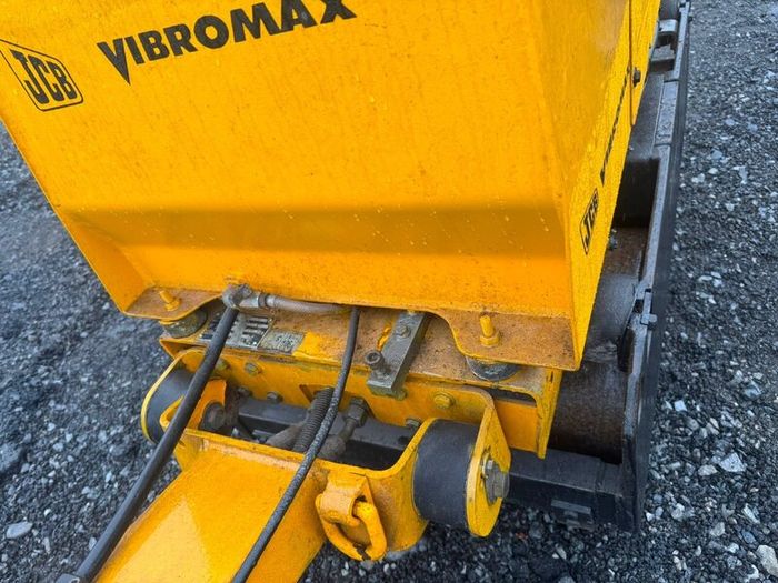 JCB  roller